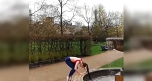 Deze meid probeert even een leuke video te maken…